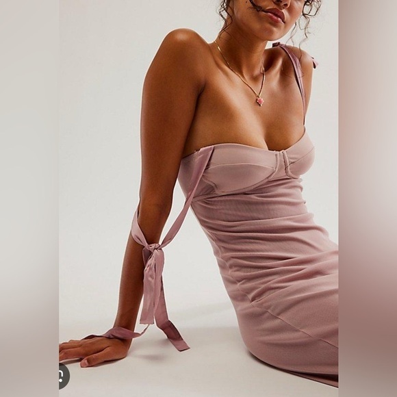 NWOT Free People Intimately, Got Glam Mesh Slip Dress, Large in Pink Salt - Picture 3 of 9